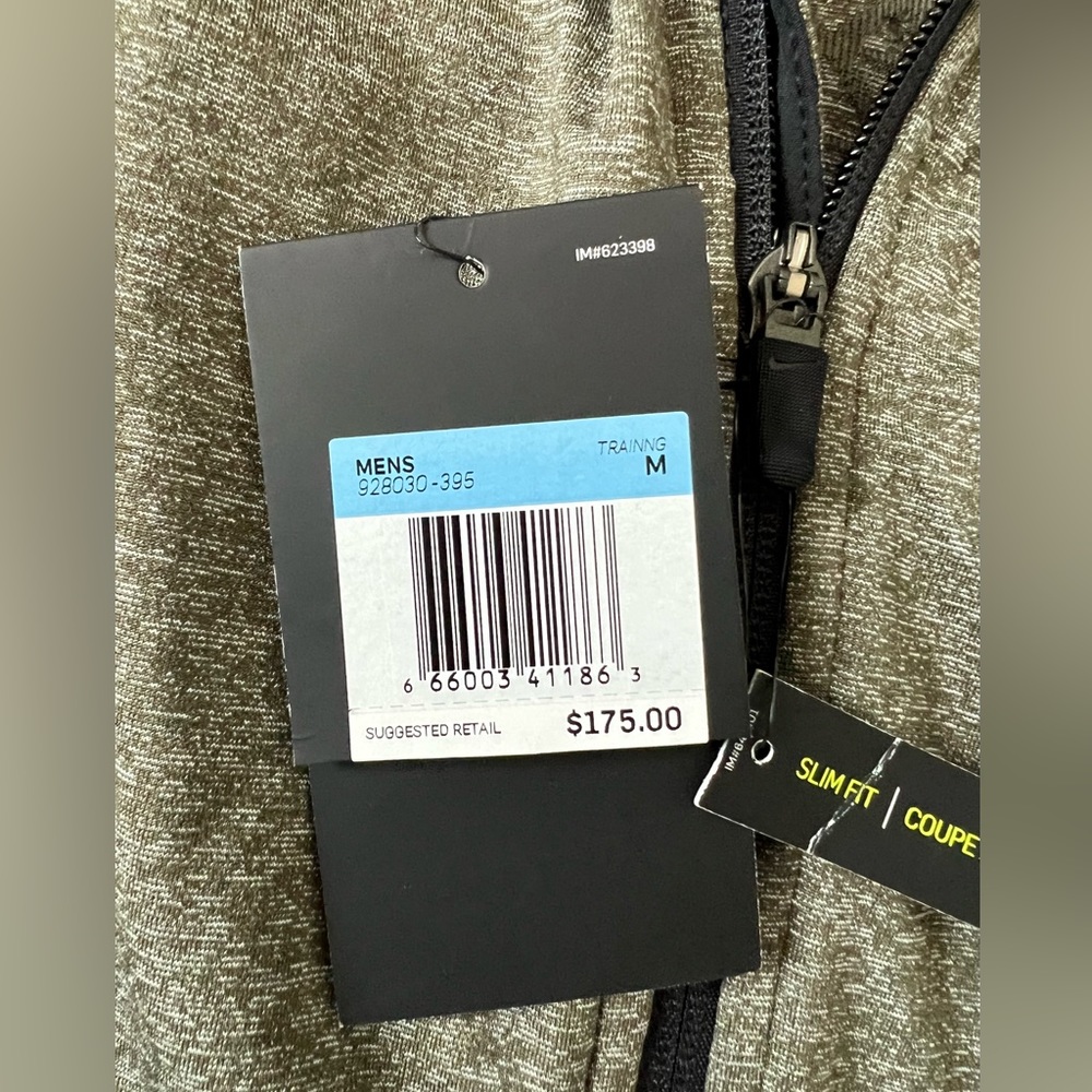 NEW with tags -Men’s Nike Training Zip-up Hoodie - Picture 9 of 11
